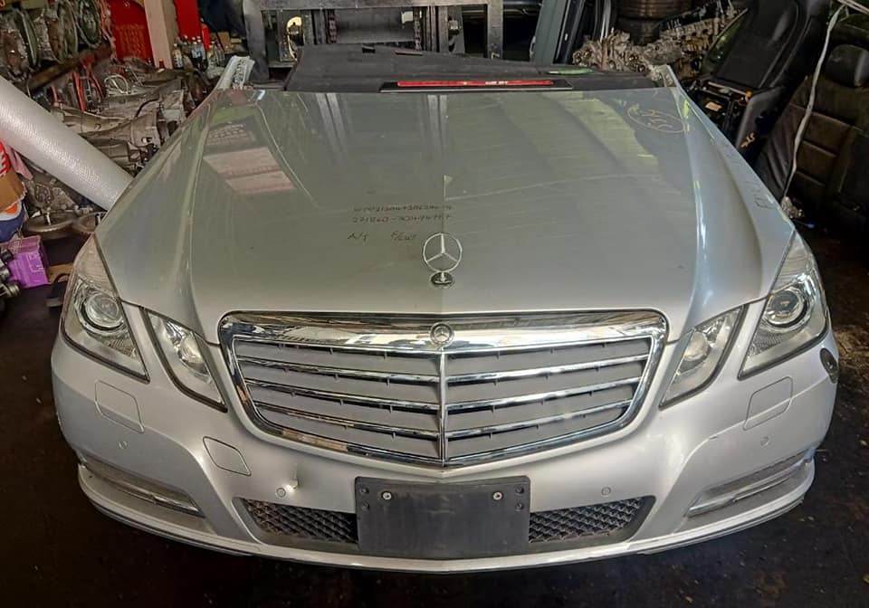 W212 E250 Half cut